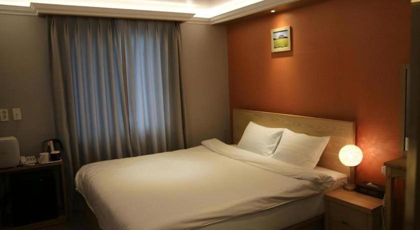 Jeju Sejong Hotel Esterno foto